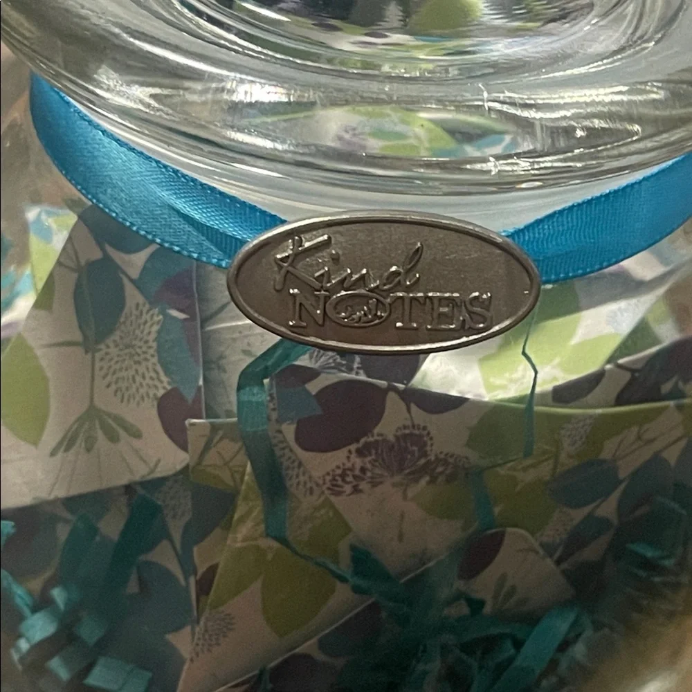 Kindness jar hydrangea - 31 individual notes of kindness